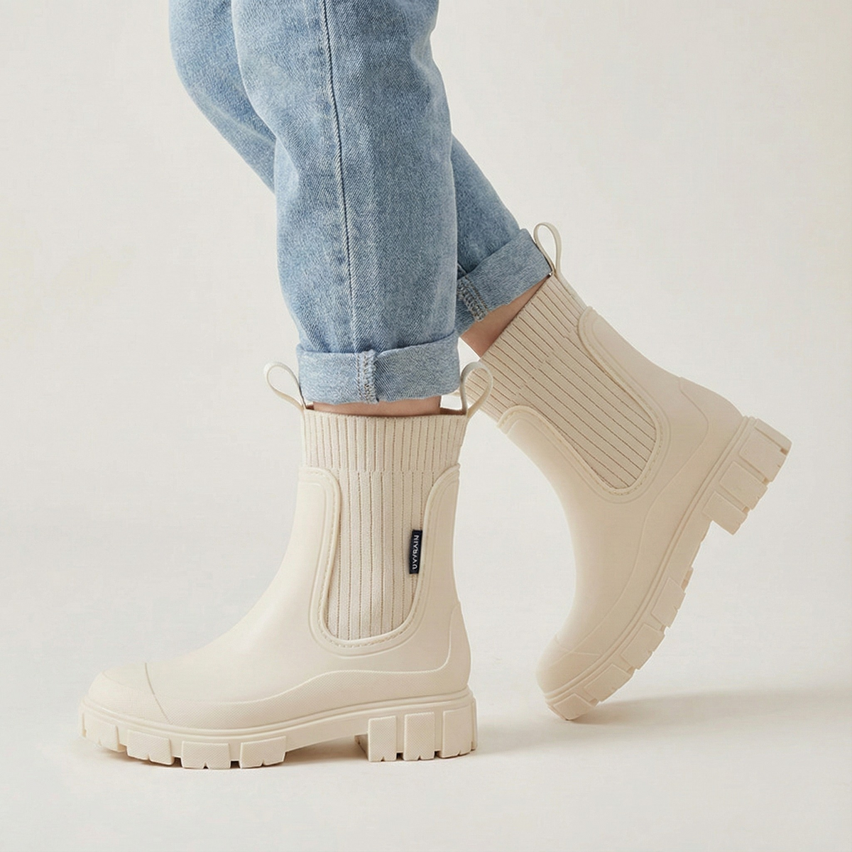 The Minimalist Rain Boots - detail view