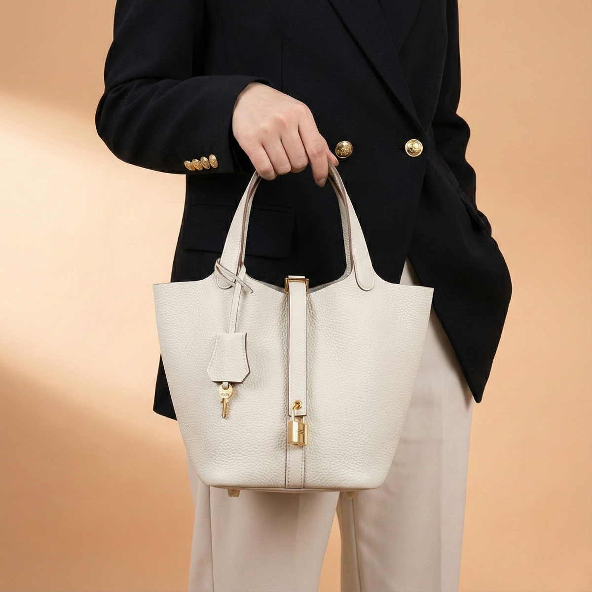 Modern Leather Basket Handbag - fabric detail