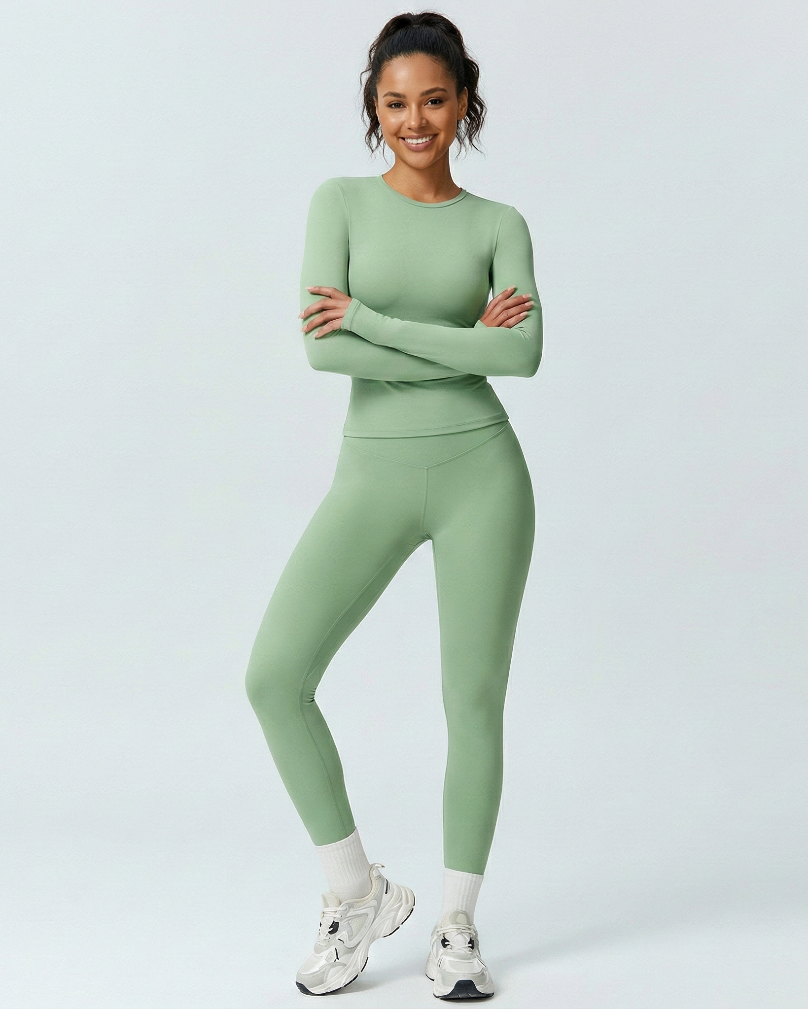 Two-Piece Active Wear Set in Bean Green