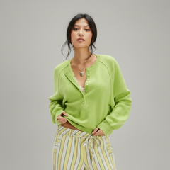 Vintage O-neck Pullover Sweater in  Light Green 
