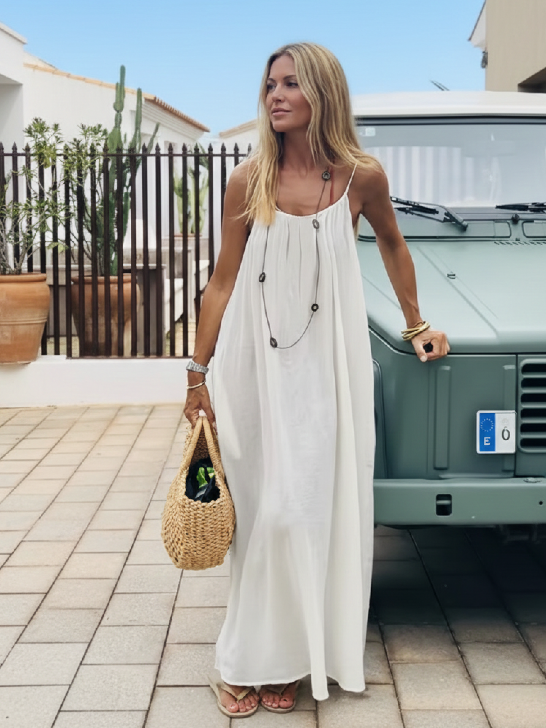 White Loose Fit Spaghetti Strap Dress 